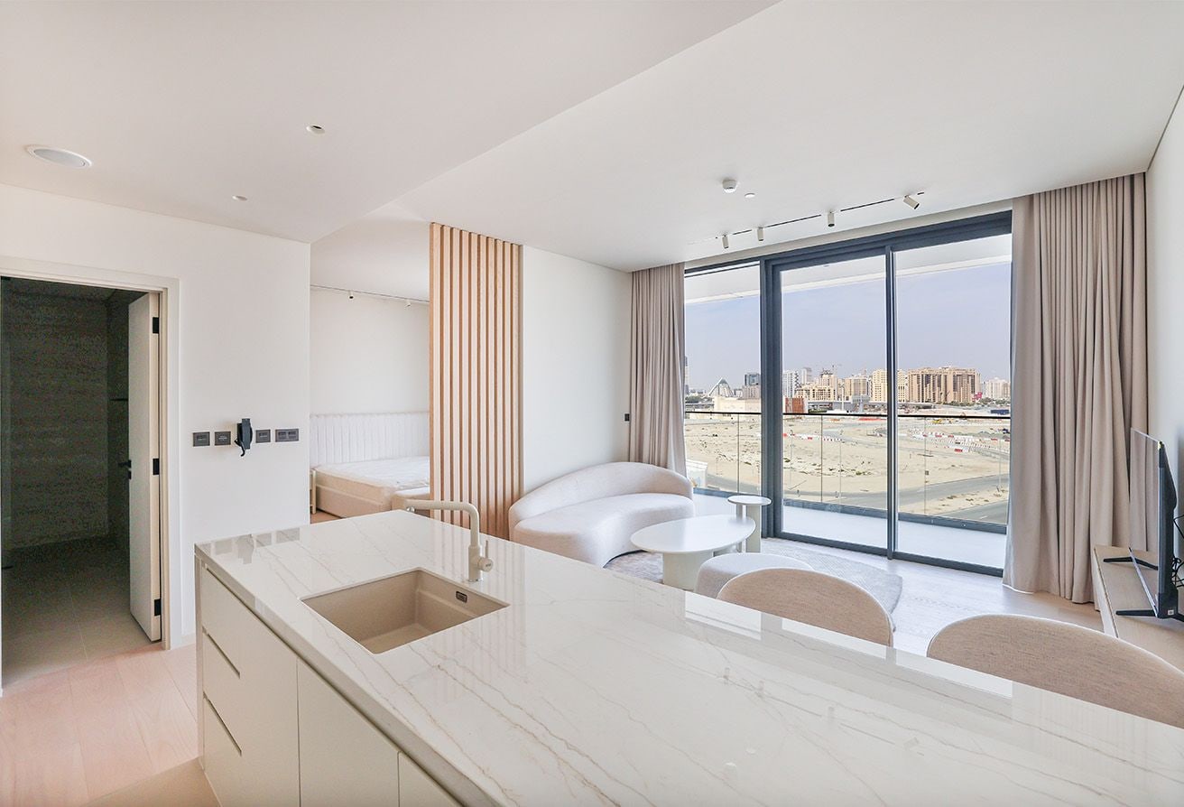 Elegant Semi Furnished Studio in Kempinski Residences The Creek, Dubai Healthcare City Phase 2, Al Jaddaf interiors