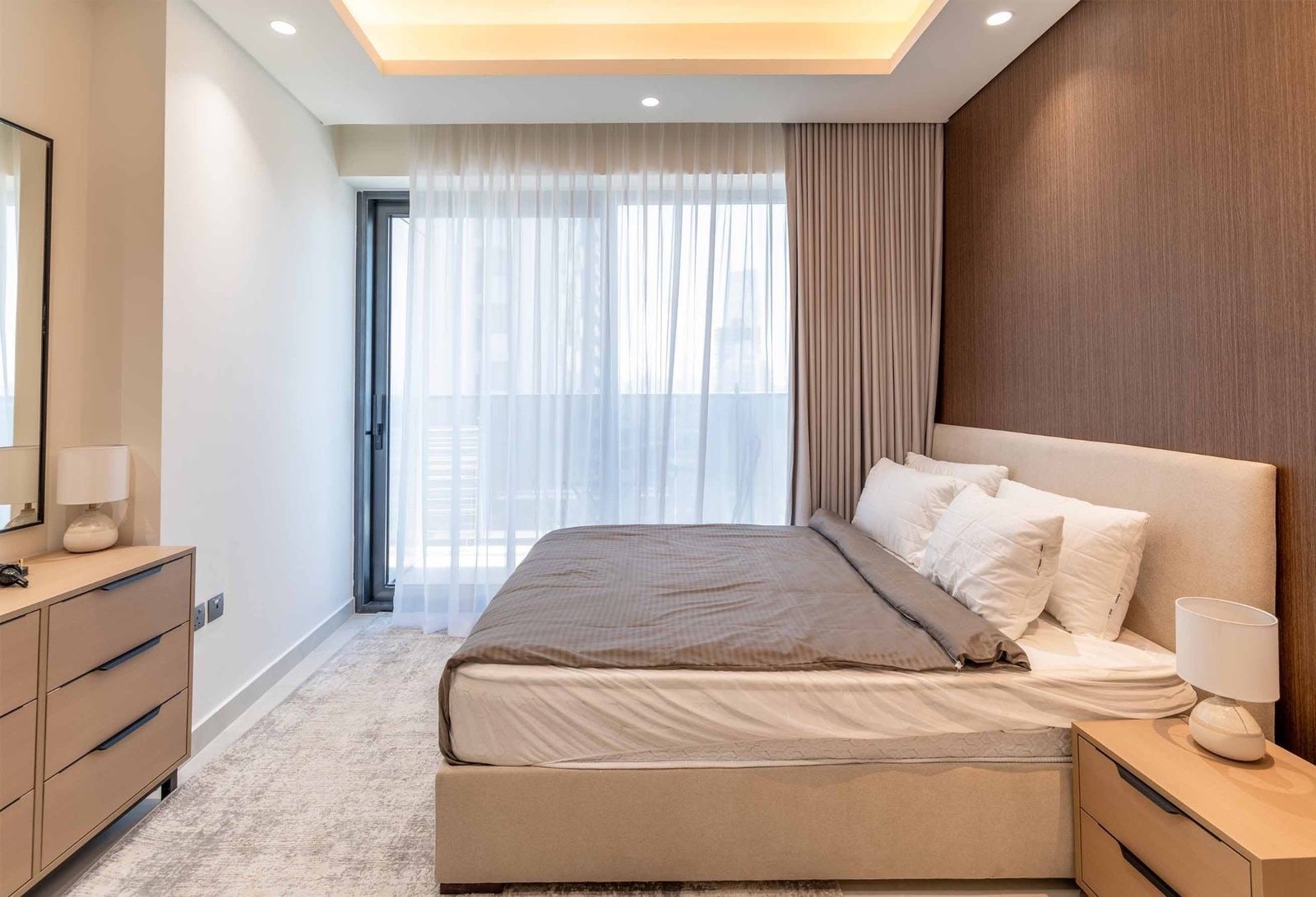 Furnished high floor 1 bedroom apartment with skyline views in cloud tower a jumeirah villahe triangle jvt district 2