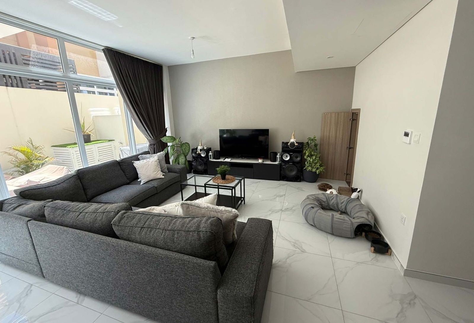 Furnished 3-Bedroom Single Row Townhouse in Camelia, DAMAC Hills 2 (Akoya by DAMAC), Dubai