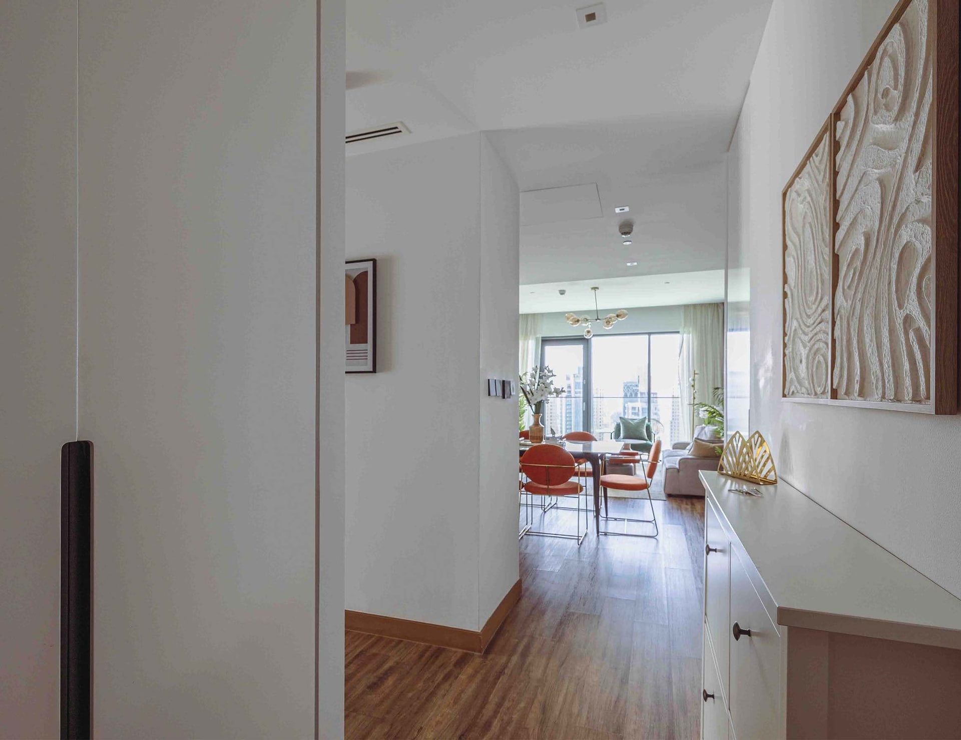 Furnished Full Sea View Apartment in Vida Residences Dubai Marina interiors