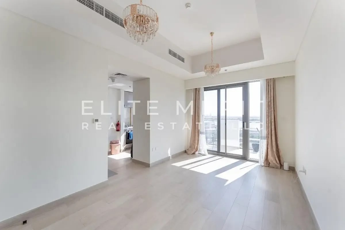 1-Bedroom Apartment in Creek Views II by Azizi (Azizi Fawad Residence), Dubai Healthcare City Phase 2, Al Jaddaf