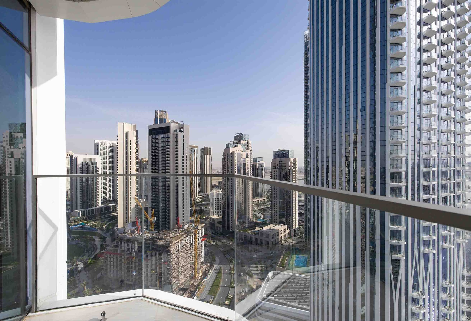 Furnished Full Sea View Corner Unit in Address Harbour Point Tower 2, Dubai Creek Harbour exteriors