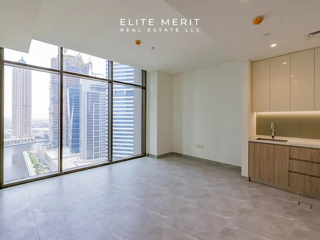 High floor 1 bedroom with canal view in peninsula two peninsula business bay dubai exteriors media item