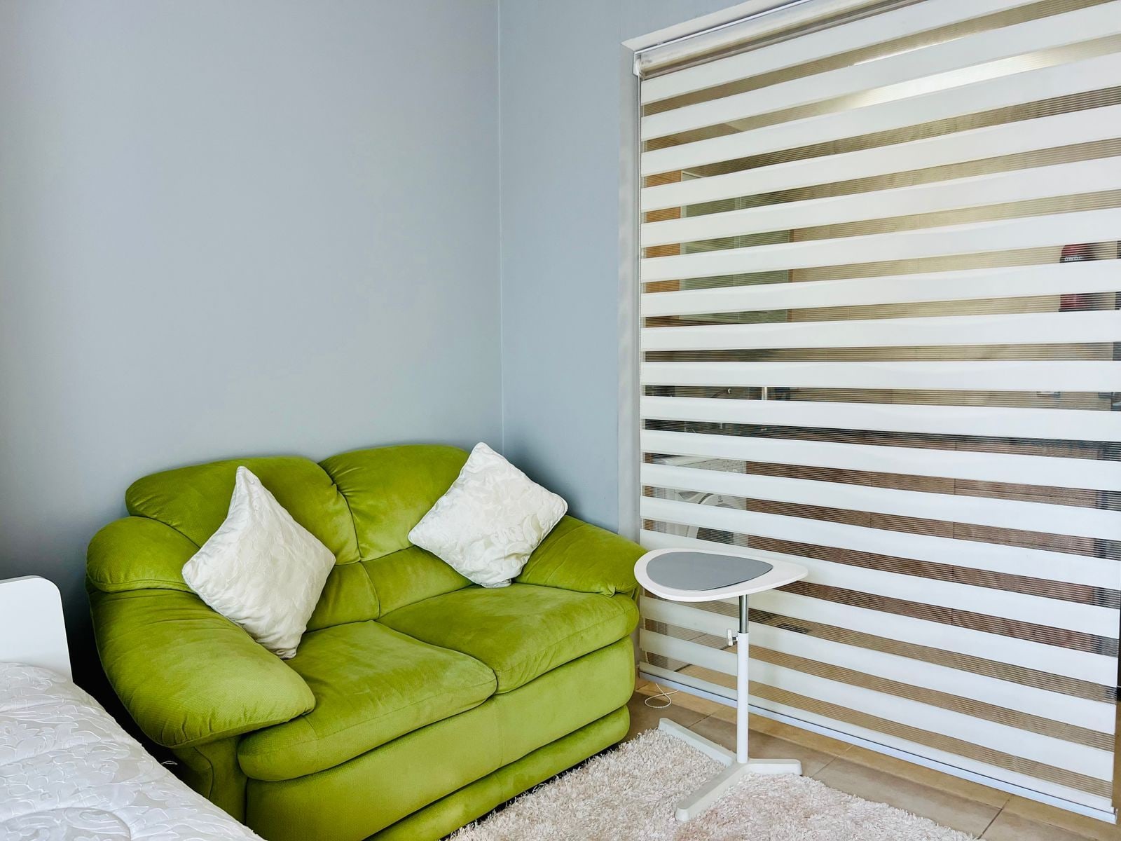 Furnished high floor studio in zumurud tower dubai marina interiors 1 media item