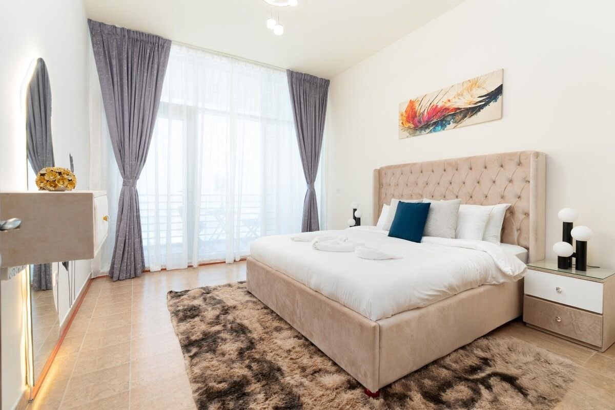 Furnished canal view 1 bedroom apartment in hamilton residency business bay dubai interiors media item