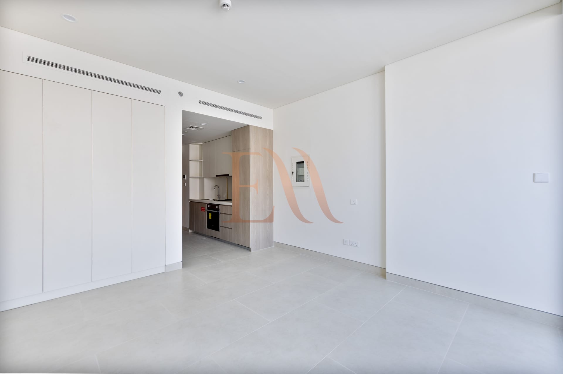 Community View Apartment in Condor Golf Links 18, Dubai Sports City interiors