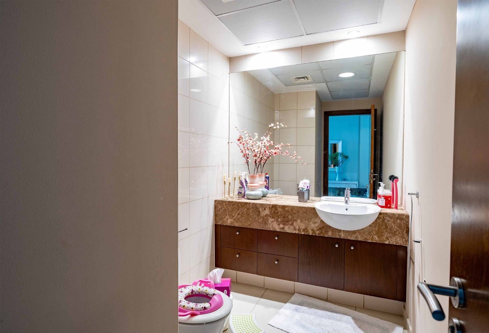 Furnished sea view 3br maid apartment in marsa plaza north dubai festival city interiors 1 media item